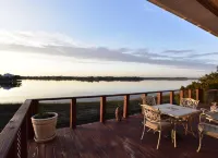 WATERFRONT Home  - Dolphins, Sunsets, Fishing, Kayaks, Canoe, Wildlife
