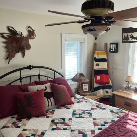 Riverfront Cottage w/ Boat Docking and easy access to Burt Lake