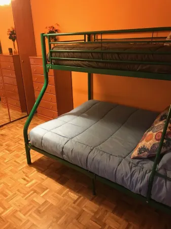 QUEVEDO PLAZA BIERZO Отели рядом с достопримечательностью «Леонский собор»