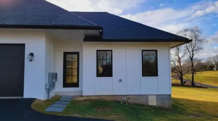 Magnificent Middleburg Getaway: 2BR w Bucolic Views, Solar Power, & Nearby Shops