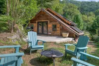 Cabin w/ Stunning Mountain Views-10 min to downtown & Blue Ridge Parkway