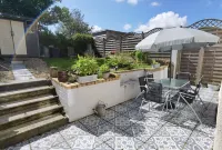 Character cottage in centre of Cornwall with sun trap garden