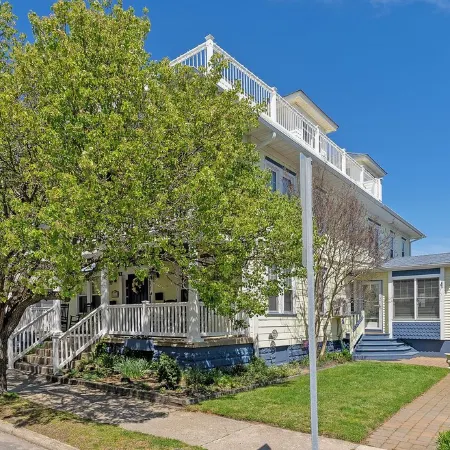 Crocus by the Sea Ocean Serenade Close to Everything Free Beach and Pet Friendly