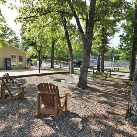 Waterfront Indian Pointe Condo, Views, Pools, Tennis and more. 17mm