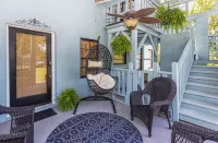 A 1 bedroom 1 futon1 bath upstairs of The HH & downstairs is separate  to rent.