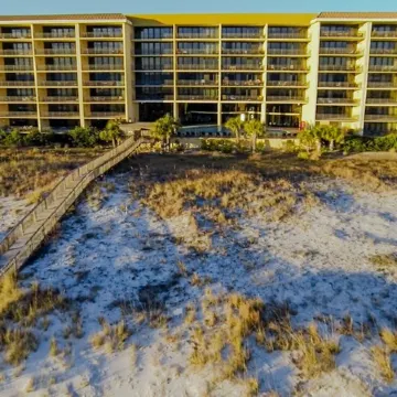 Top Floor with Penthouse Views! Beachfront- 2 Bdrm-2 Bath, 2 Pools and Hot Tub!