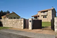 Casa Rural Loisiana, 4 rooms, 8 ps max. 15min from Santiago & 150m Camino de Santiag Hoteles en El Pino