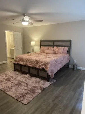 Upscale Home! 4 Min From Lake Allatoona! 18 Min from LakePointe Sports Complex!
