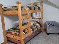 Main Street Home-Locally Owned-No Cleaning Fees-Pets Allowed Hotel a Webster
