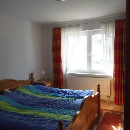 Bright and friendly apartment for 4 p. With 2 bedrooms, terrace / garden Отели в г. Цингст