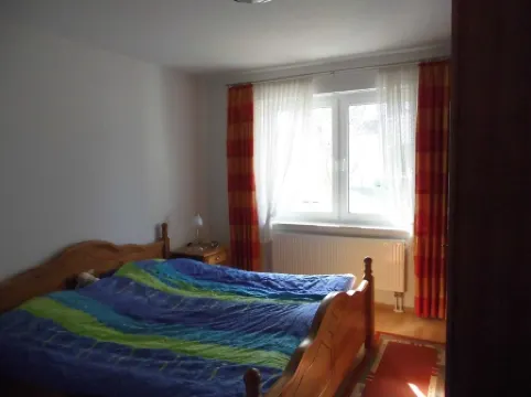 Bright and friendly apartment for 4 p. With 2 bedrooms, terrace / garden