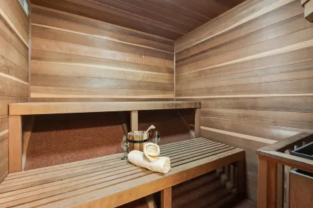 Red Hills Haven ~ Private Sauna Retreat