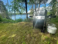 Cabin 3 'Kingfisher' 1 Br, 2 pp, Overlooks Lake, Access to Boats!