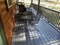 Cabin 3 is a Quiet log Cabin on Lookout Mountain 2 bedroom 2 bath