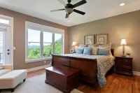 ♡ Your Happy Place Overlooking Center Hill Lake ♡
