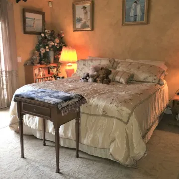 Fallbrook Tuscan villa oasis!