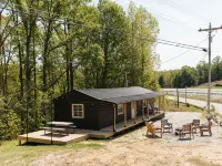Cozy Dumplin' RRG - Warm & Modern Stay in RRG/Auxier ウルフのホテル
