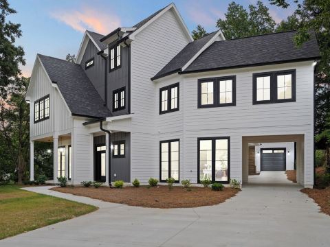 Plaza Midwood Spacious 5-bedroom house minutes from downtown Charlotte.
