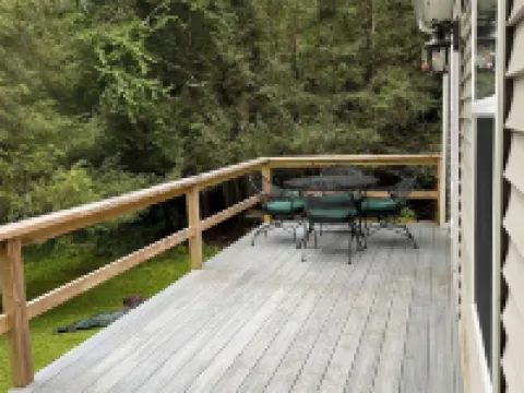 Remarkable Views at Cabin -SUV-Truck-Suggested No Pets Hotels in Colchester