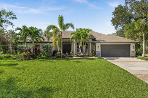 Immaculate Heated Pool & Spa Villa-Awesome Amenities-6 Min to Beach