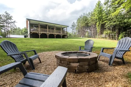 Peaceful Modern Easy Access Murphy Cabin w/FiberOptic