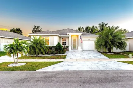 Heated Pool Family Retreat- Games/Everglades/Keys Отели рядом с достопримечательностью «Long Pine Key»