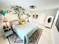 Sanctuary 7Br Sleeps 16, Heated Pool, Tiki Bar, Pickleball, Gameroom, No Stairs