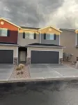 Cute Modern  townhouse close many Utah national parks