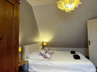 Gîte les Bambous – Sleeps 8 – 3 Bedrooms – 2 Bathrooms – Indoor Pool