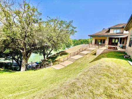 Waterfront Luxury Home on 5 Acres. Sleeps 22. Beds: 5 king, 4 queen, 4 twin XL