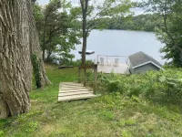 Lakefront retreat w/ deck, dock, sandy beach, 4 watercraft, <6 mins to 2 beaches - breakfast