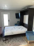 The Benton - Warmly decorated, cozy apartment in downtown Bentonville