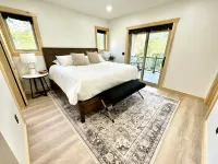 Luxury Home Near Attitash w/ Hot Tub & Mountain Views