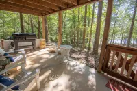 Secluded Lake Front Cabin - on Lake Hartwell, with Dock, Fenced Yard, Fire Pit.