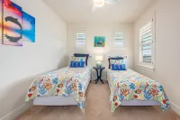 Poipu Pili Mai 4 Bedroom Condo with Ocean Views, Pool & Golf Course Access
