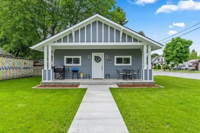 Midtown Casita W/ Walking Distance To Downtown! Hotels near Pier 1