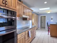 Pool, Heated spa, Pickleball court, BBQ, Sleep 16