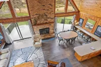 Chalet in Shanty Creek Resort - Skiing, Boating, Lakes, Golf, Hiking, Trails