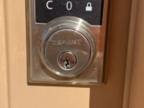 Private access, private room, private bathroom Hotels in Goodyear