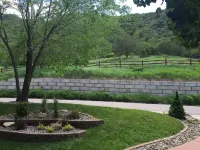 Newly Remodeled, Bright & Spacious Modern Home, 15 min Walk to Downtown & Pools!