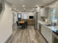 Cheerful 3-bedroom home w/free parking on premises Hotels in Oakley