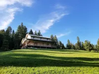 The Hide Out On Pratt Mountain "off the grid" adventure since 1845 - 샬레 호텔