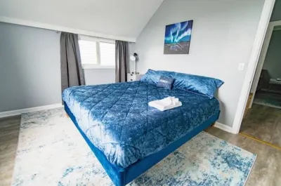 Uniontown Boat View Loft 매리타임 메모리얼 주변 호텔