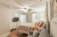 Coastal Colors Luxury Beach Block Condo - Wildwood Crest