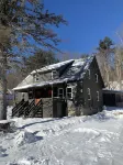 The Dorothy-10 Minutes from Okemo- Freshly Renovated