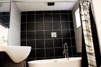 Cheerful 1-Bedroom on the eastside downtown