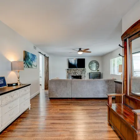 Charming home just minutes from downtown Redlands