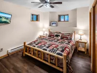 Private Mountain Home, 2miles To Ski, Hot Tub, Views, Fireplace, & Pet Friendly! 비치 마운틴 호텔