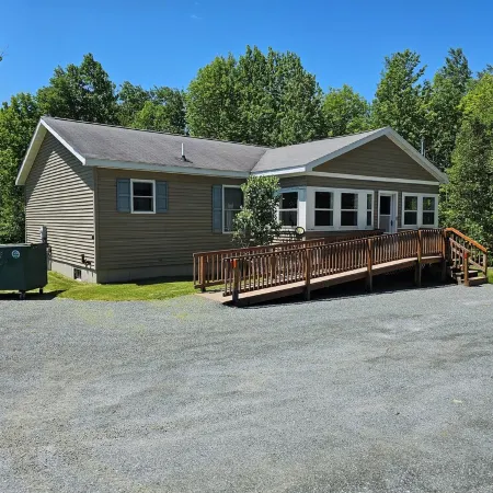Cozy Mountain Escape - 10 Minutes from Bretton Woods Ski Area