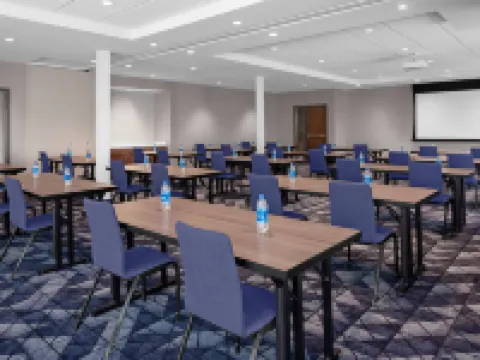 コートヤード バイ マリオット ランシング ダウンタウン ランシングのホテル